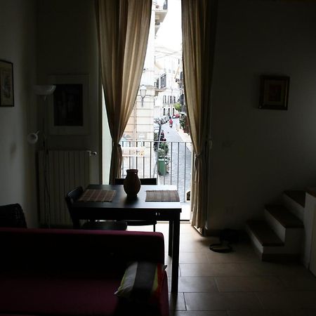 Piazzetta Santa Barbara Appartement Bari Buitenkant foto