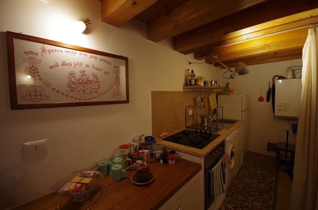 Piazzetta Santa Barbara Appartement Bari Buitenkant foto